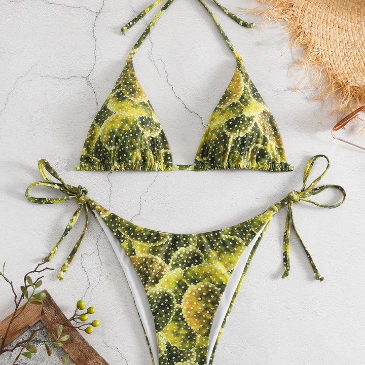 Ladies triangle bikini with playful pattern and adjustable ties Mune Fashion
