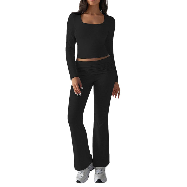 Women's figure-hugging cropped set with long-sleeve top with square neckline and flared high-waist yoga pants Mune Fashion
