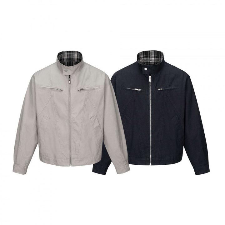 Men's cropped canvas blouson jacket with stand-up collar, zippered pockets, and checkered lining Mune Fashion