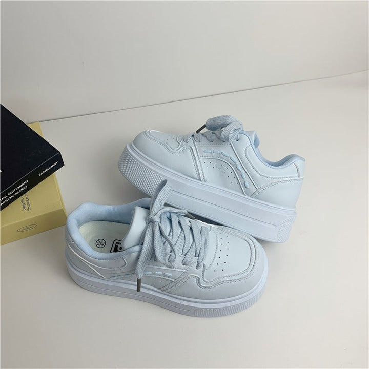 Women Platform Sneakers with trendy design and cushioning sole Mune Fashion