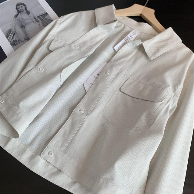 Women's Short Overshirt Jacket made of textured canvas with chest pockets Mune Fashion