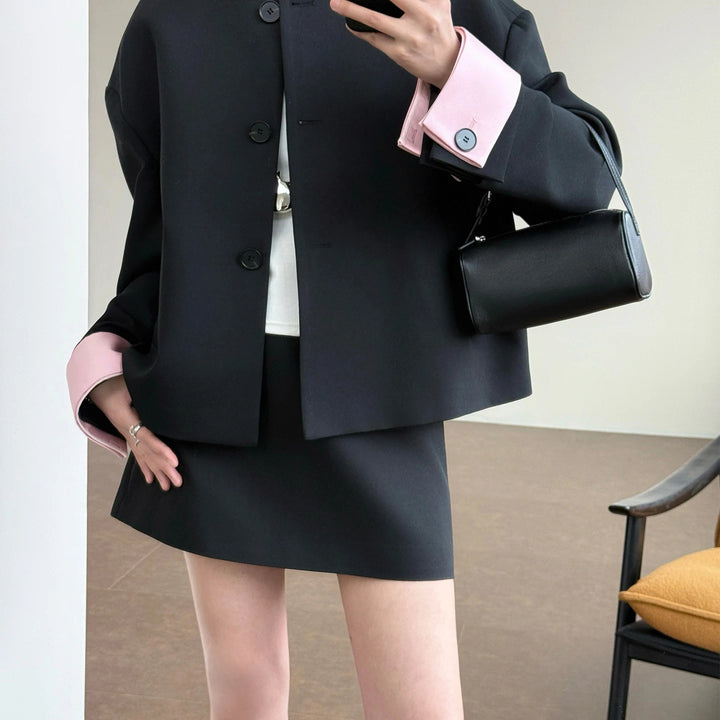 Women's fashionable and elegant jacket with contrasting sleeves Mune Fashion