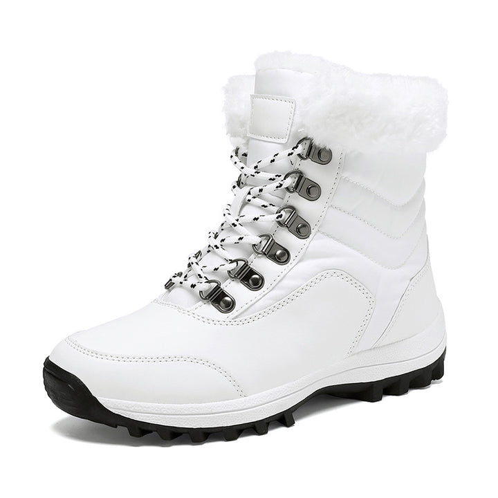 Ladies thermal snow boots with quilted insulation, teddy lining, and grippy profile sole Mune Fashion