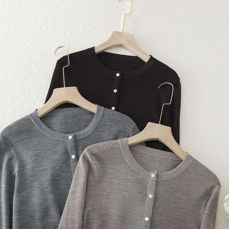 Ladies Lightweight Fine Knit Cardigan with Round Neck, Slim Fit and Subtle Button Placket Mune Fashion