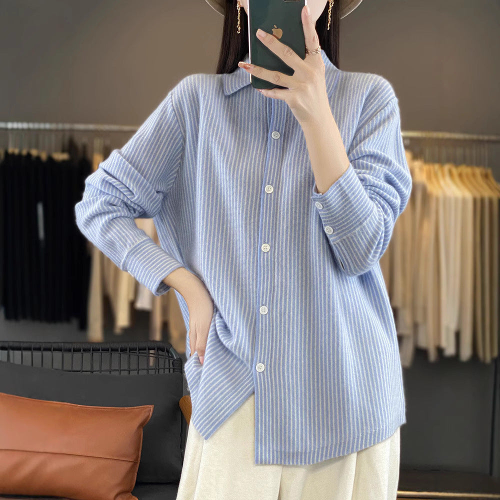 Women's Lightweight Fine Knit Shirt with Polo Collar and Fine Vertical Stripes Mune Fashion