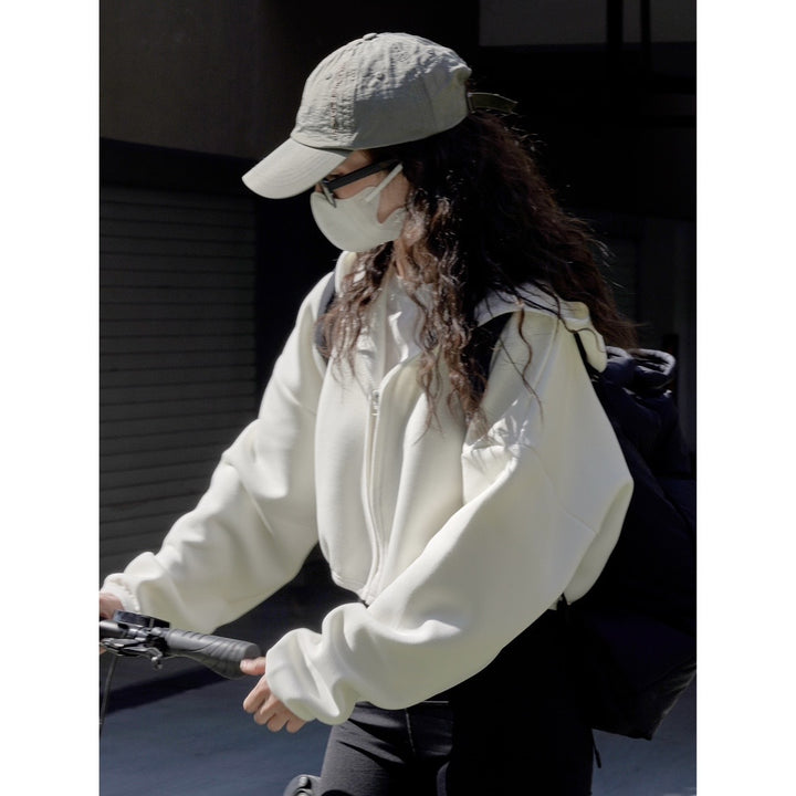 Women short jacket with hood, concealed zipper and elastic hem Mune Fashion