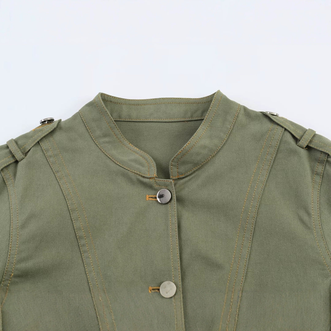 Women's short jacket in utility style with stand-up collar and shoulder straps Mune Fashion
