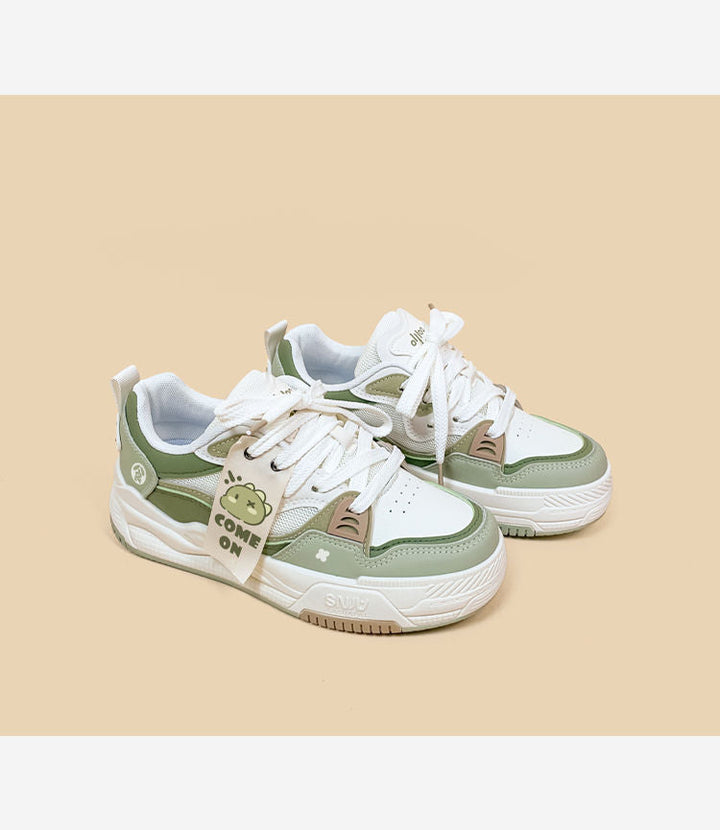 Women's sporty sneakers with trendy design and breathable upper material Mune Fashion