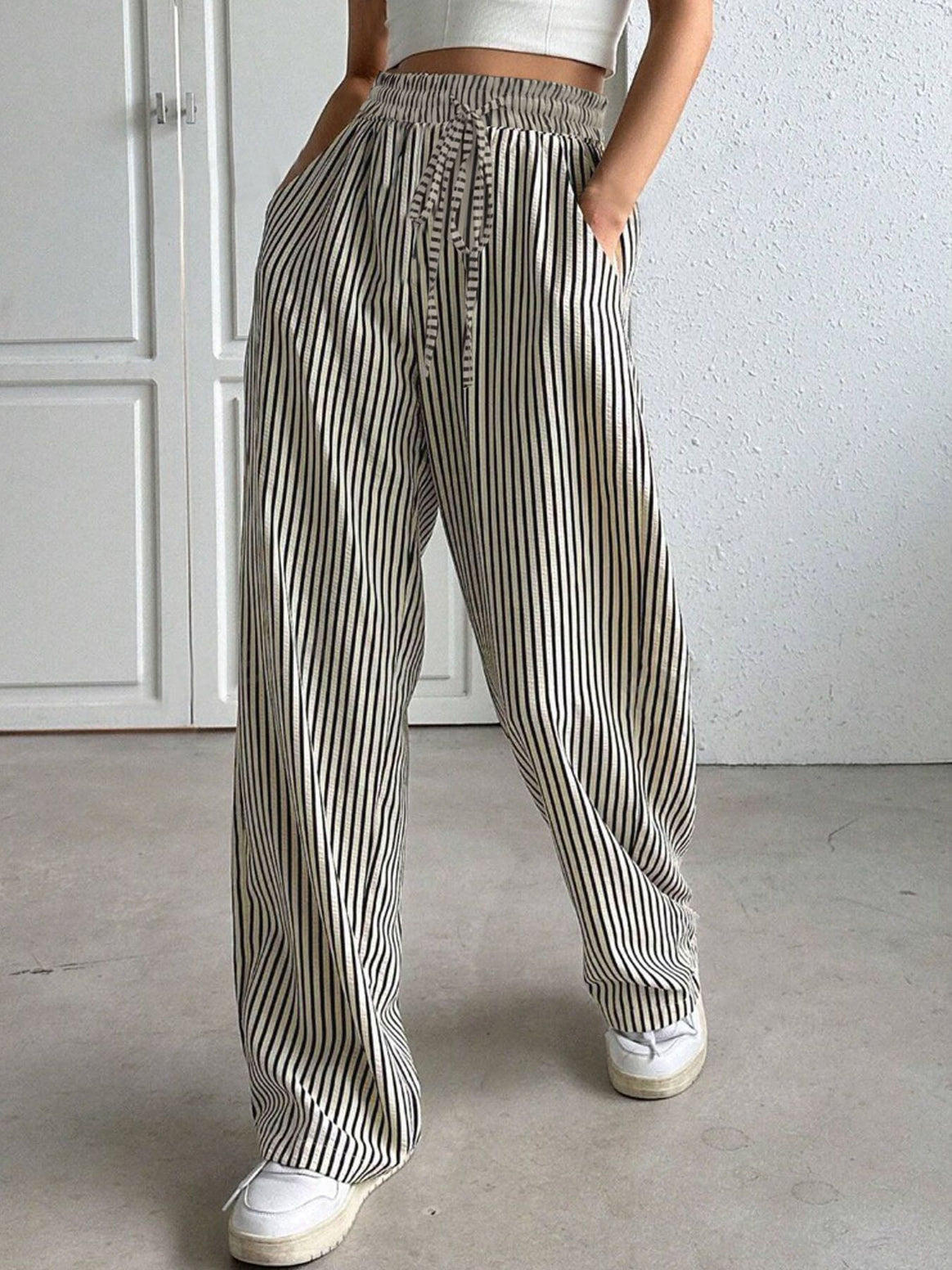 Women's Marlene striped pants made of linen blend with wide leg, elastic waistband and drawstring Mune Fashion
