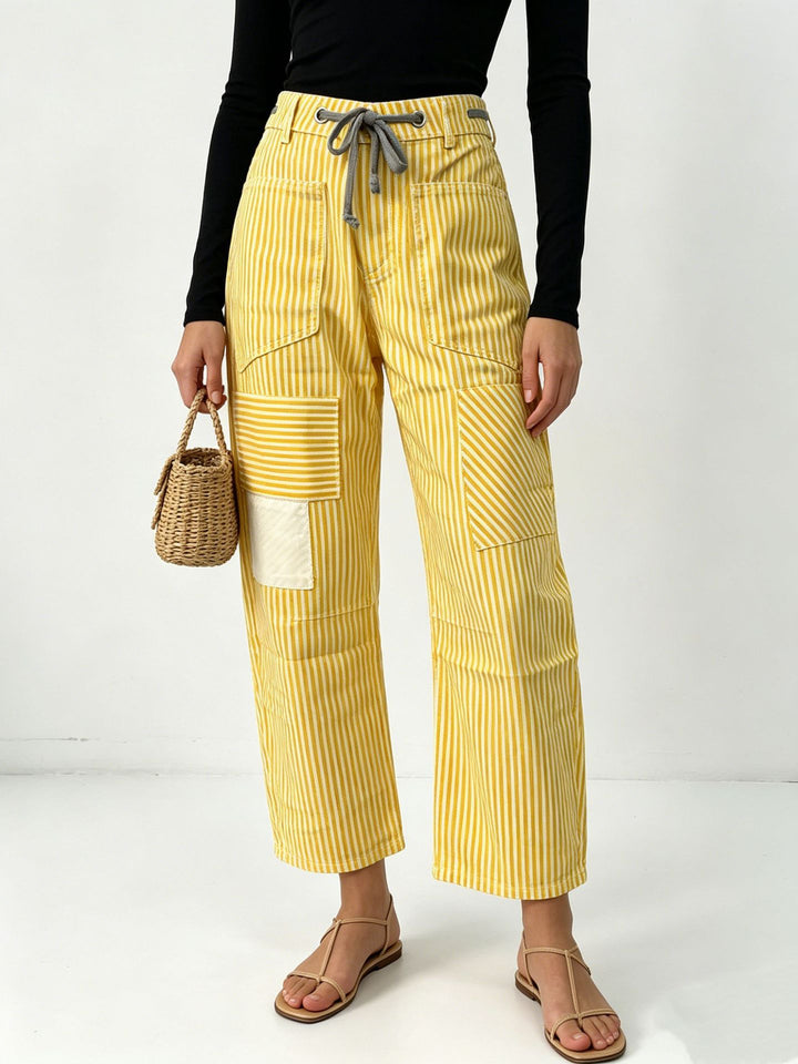 Women nan High-Waist Relaxed Pants with vertical stripe pattern, patch knee patches and drawstring Mune Fashion