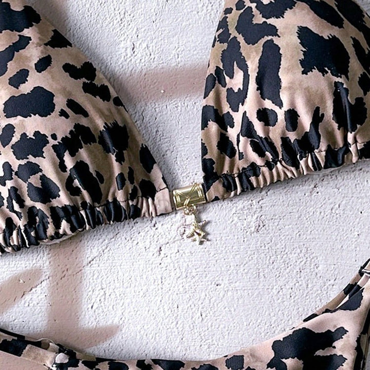 Women's Triangle Bikini with Stylish Leopard Print Mune Fashion