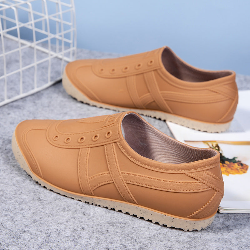 Women's Slip-On Rubber Sneakers with Seamless Upper and Non-Slip Tread Sole Mune Fashion