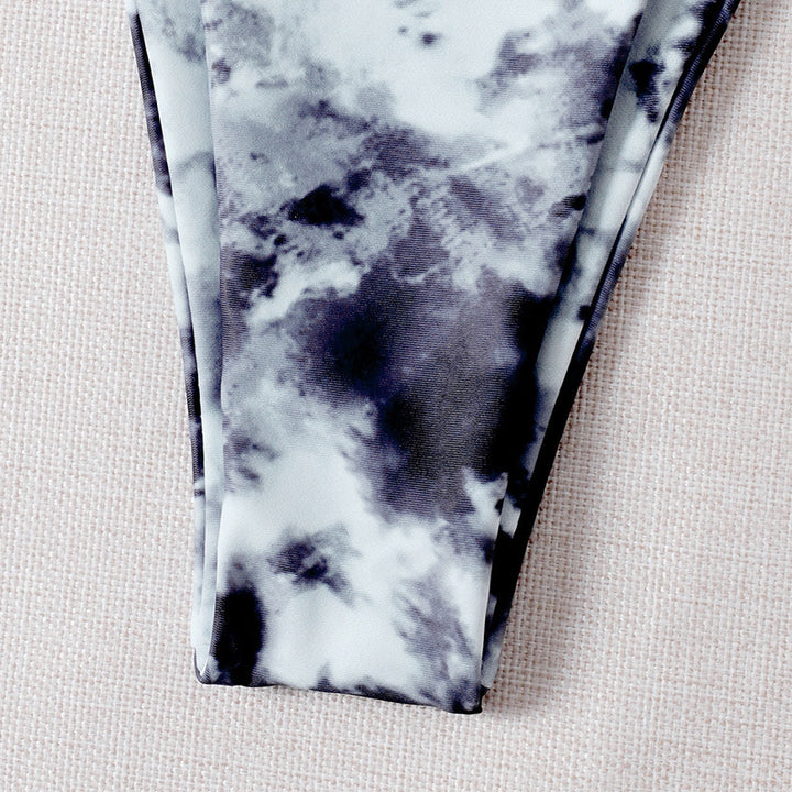 Women's Triangle Bikini with adjustable straps and stylish tie-dye pattern Mune Fashion