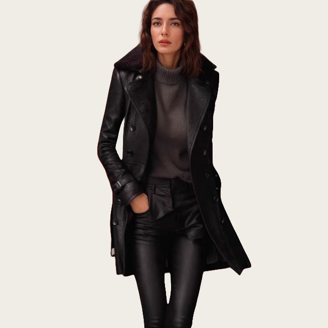 Women's long coat made of nappa leather with contrasting lambskin collar and tailored cut Mune Fashion