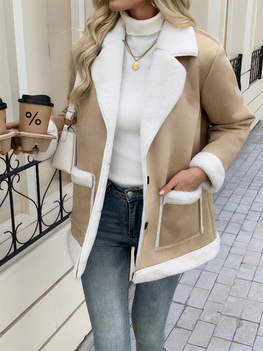 Ladies fashionable and cozy fleece jacket