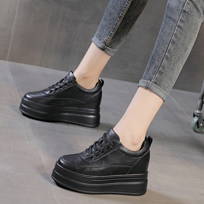 Women's Platform Sneakers with Fashionable and Comfortable Structure Mune Fashion