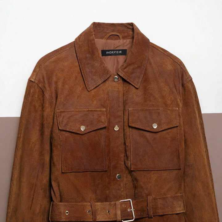 Women's short jacket in safari style made of suede with waist belt and patch chest pockets Mune Fashion