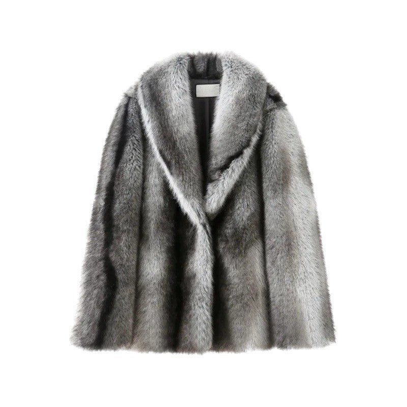 Women's short coat made of voluminous faux fur with wide shawl collar Mune Fashion