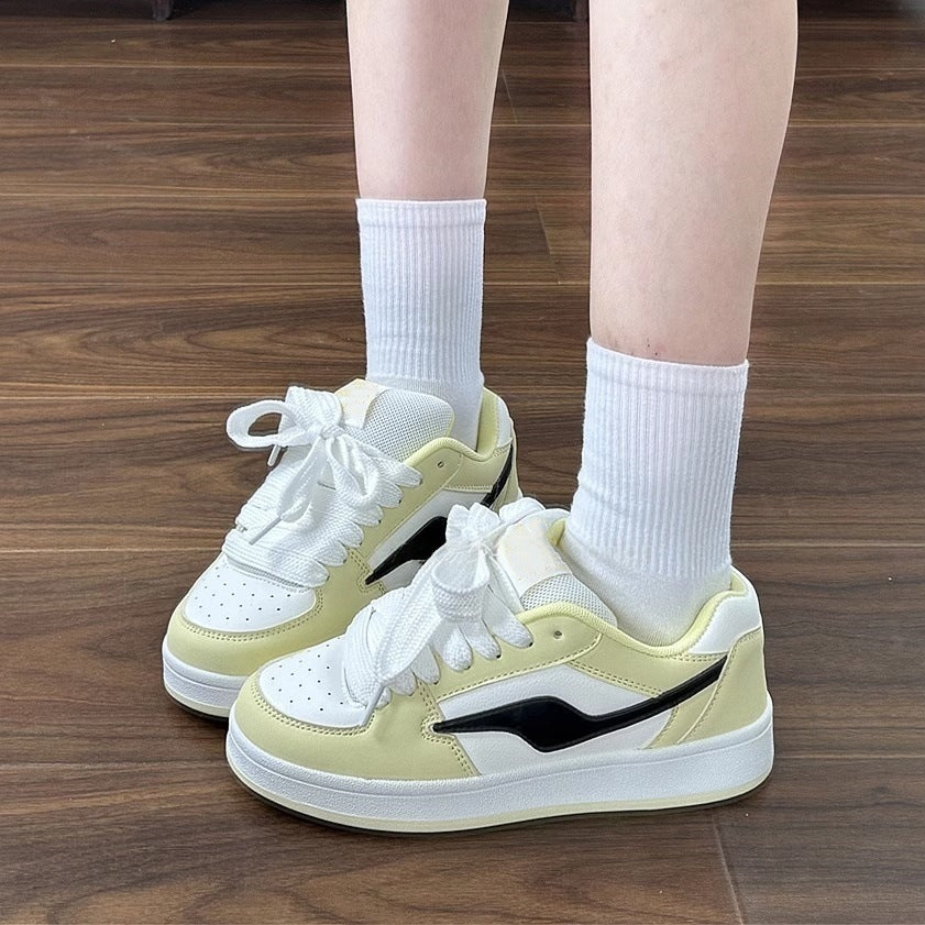 Ladies Comfortable Sneakers with Airy Sole Mune Fashion