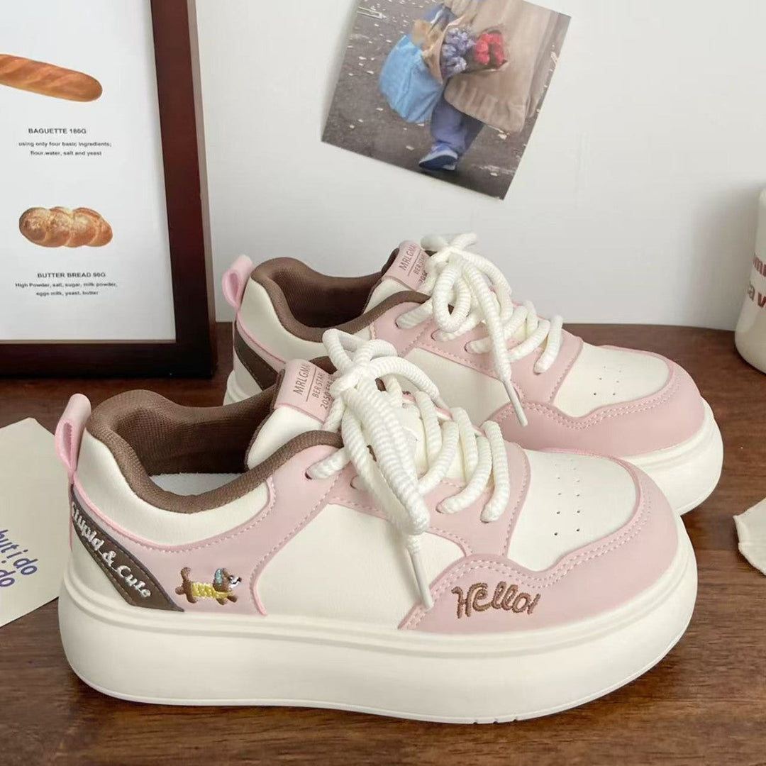 Women's sneakers with playful animal motifs and comfortable cushioning Mune Fashion
