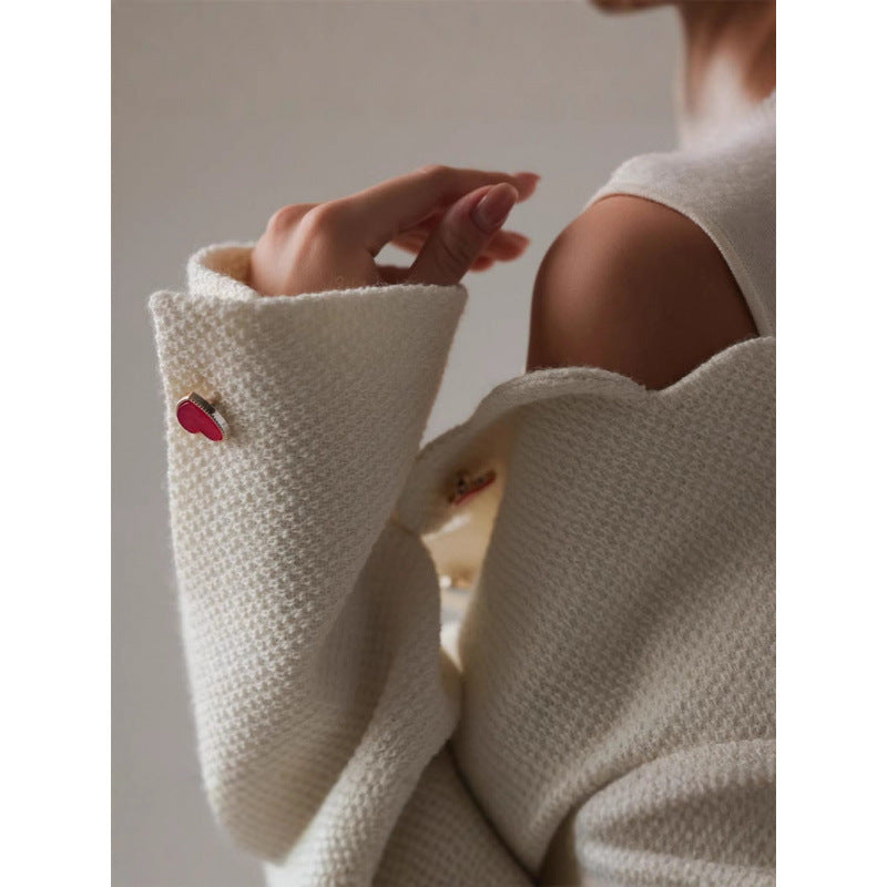 Women's Bouclé Cropped Blazer with Sculptural Shoulder and Wavy Button Placket Mune Fashion