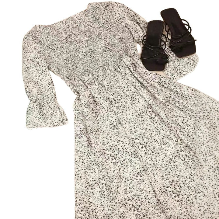 Women nan locker falling babydoll midi dress with gathered under bust, dropped three-quarter sleeves and fine floral print Mune Fashion