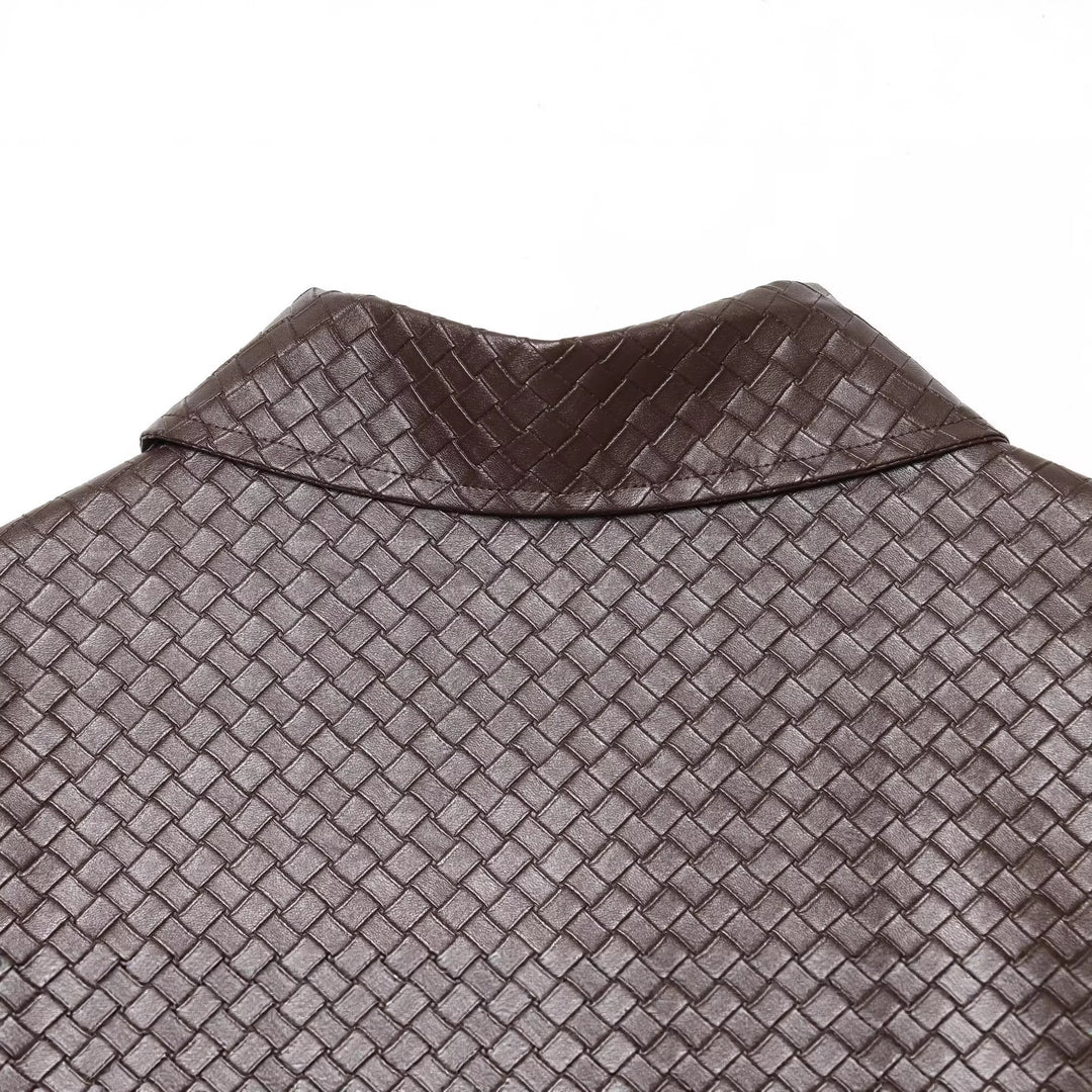 Women's Short Boxy Jacket made of braided-looking faux leather with shirt collar and front zipper Mune Fashion