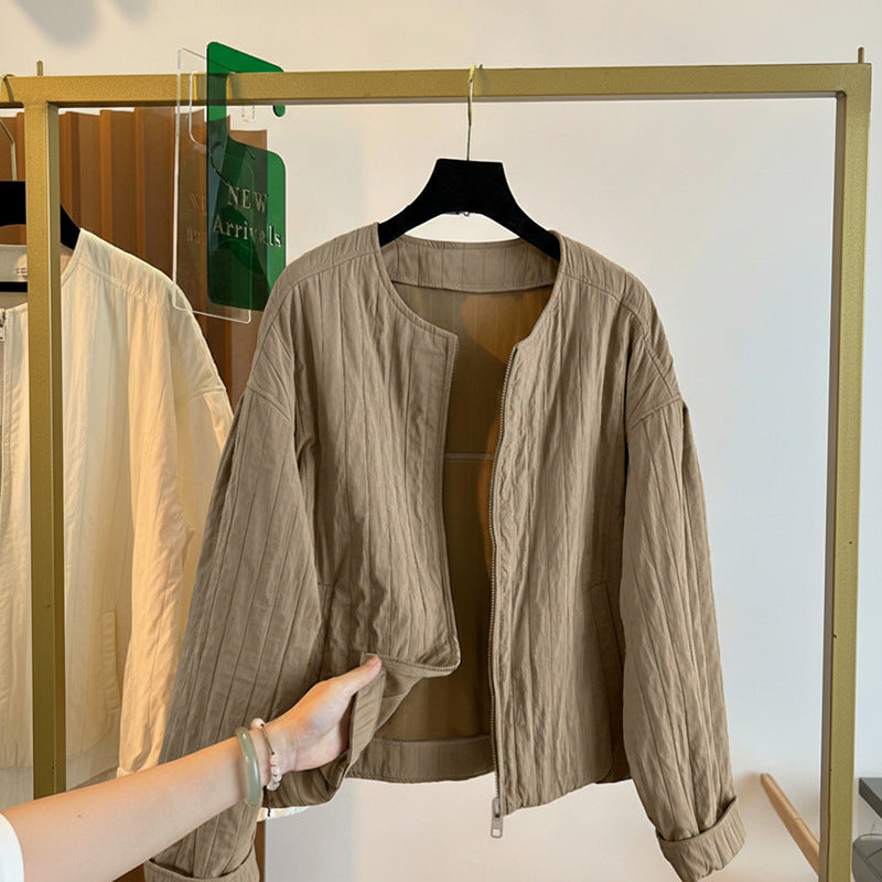 Women Light Quilted Bomber Jacket with Stand-up Collar and Zipper Mune Fashion