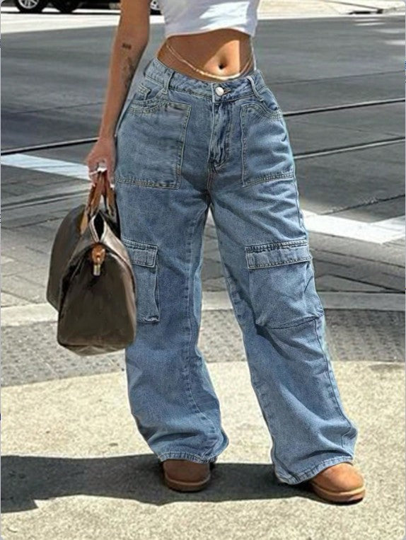 Women's cargo jeans in a wide baggy cut with a high waist and utility pockets Mune Fashion