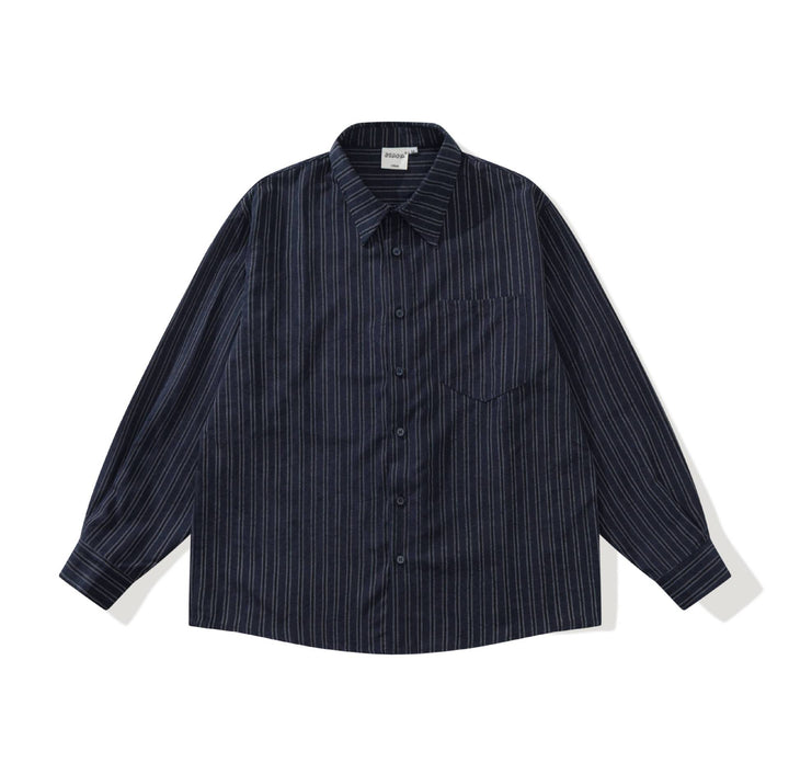 Men's relaxed overshirt in a boxy cut with fine vertical stripes and chest pocket Mune Fashion