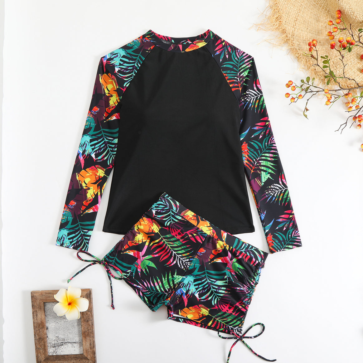 Women's sports swimsuit with long-sleeved top and high leg cut Mune Fashion