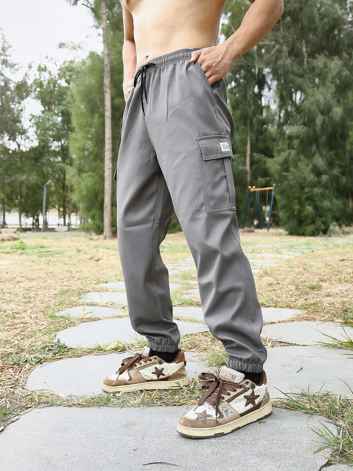 Men's casual cargo pants with elastic waistband and practical pockets Mune Fashion