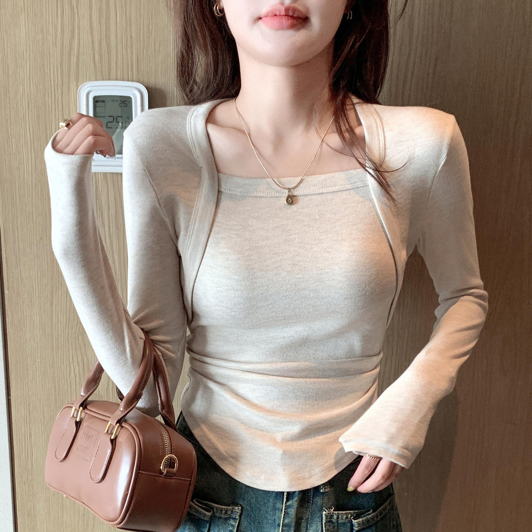 Ladies long sleeve shirt with square neckline Mune Fashion