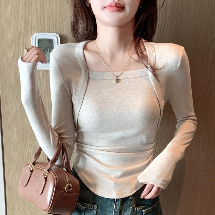 Ladies long sleeve shirt with square neckline Mune Fashion