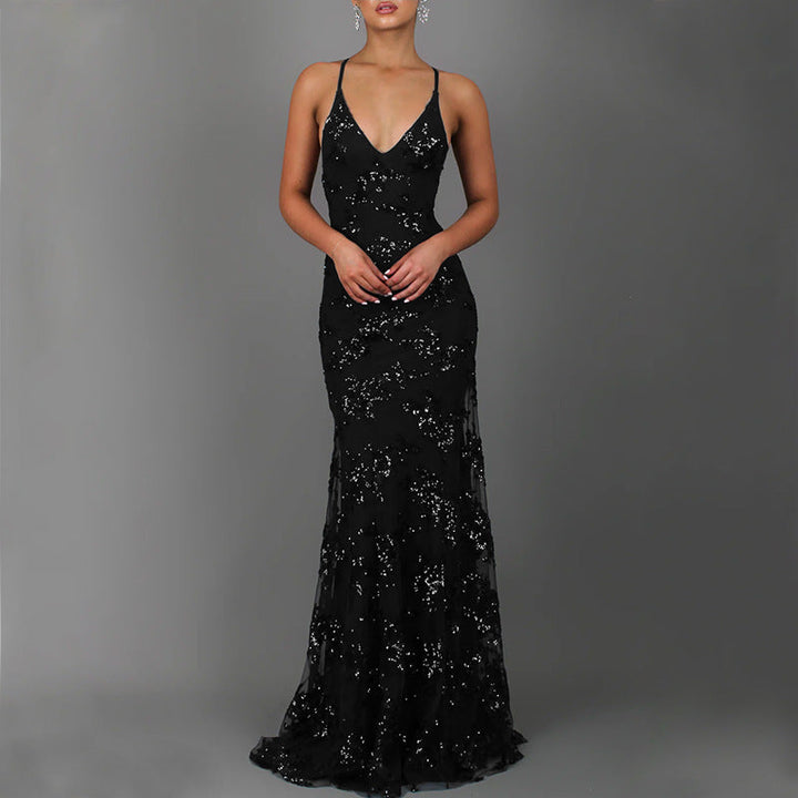 Glamorous Women's Evening Dress with Filigree Sequin Decoration and Elegant Back Cut for Evening Events | Mune Fashion