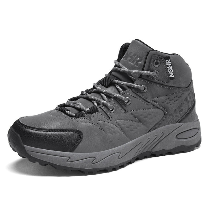 Men's robust water-repellent trekking boots with medium shaft height and slip-resistant profile sole Mune Fashion