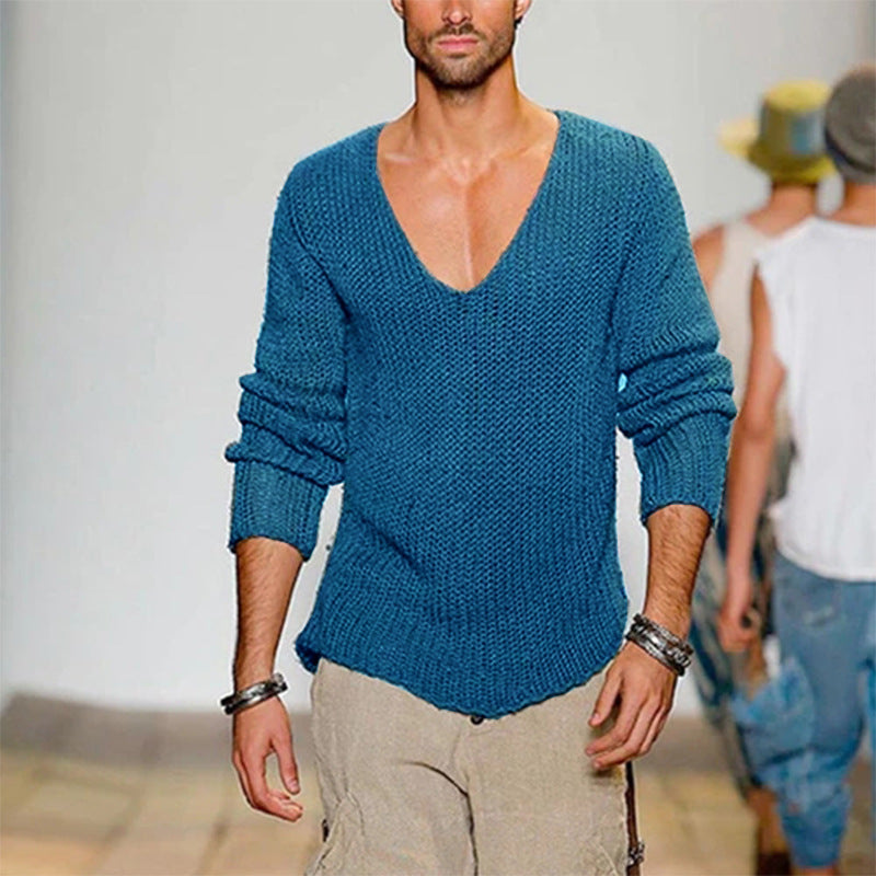 Mune | Men's casual knit sweater with deep V-neck and comfortable fit