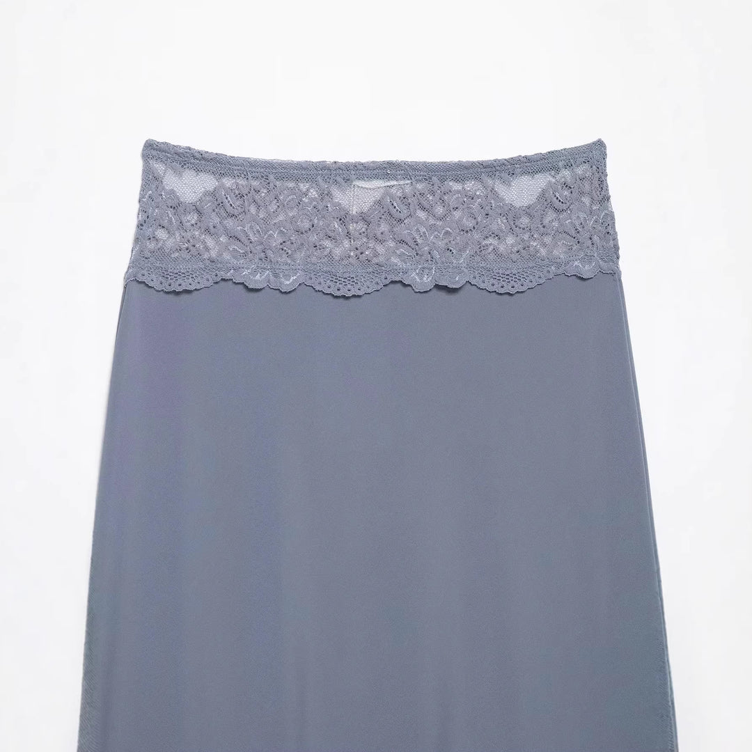 Women’s underskirt with elastic lace waistband and flowing midi length Mune Fashion