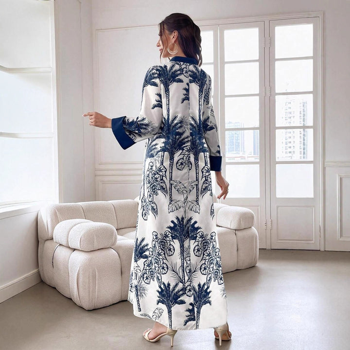 Women's maxi dress in satin look with palm print, stand-up collar and wide 3/4 sleeves Mune Fashion