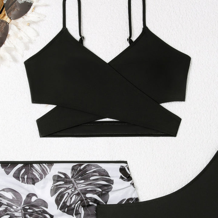 Ladies triangle bikini with elegant wrap skirt Mune Fashion