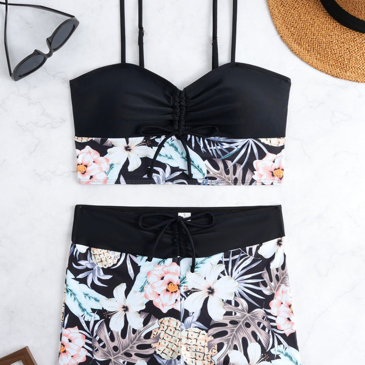 Women's bikini set with fashionable gathering and high-waisted shorts Mune Fashion
