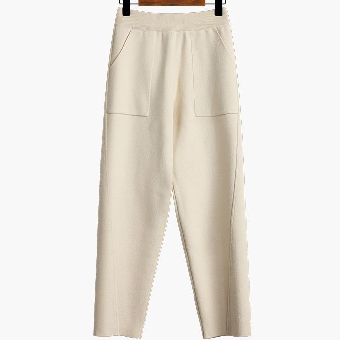 Ladies fashionable and comfortable fabric trousers Mune Fashion
