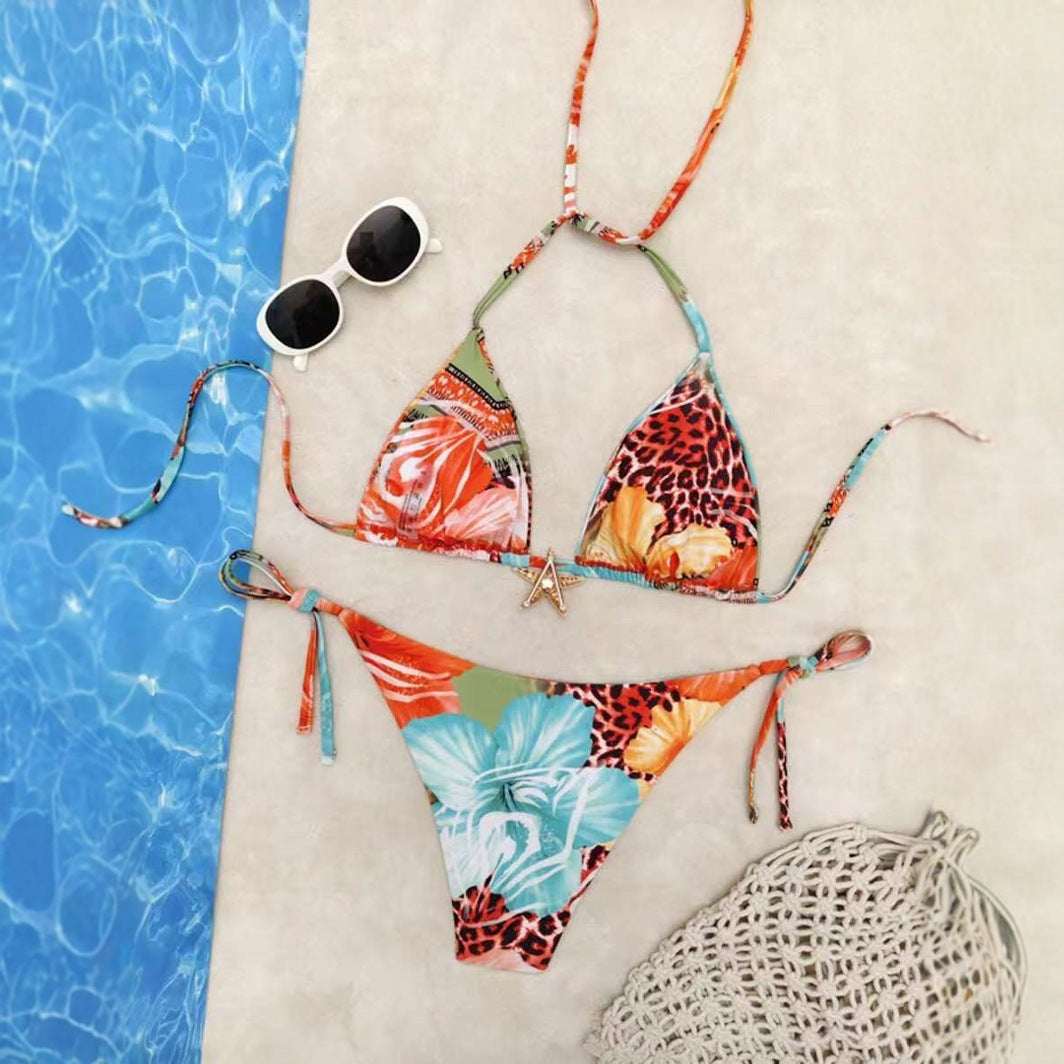 Women's triangle bikini with floral design and adjustable straps Mune Fashion