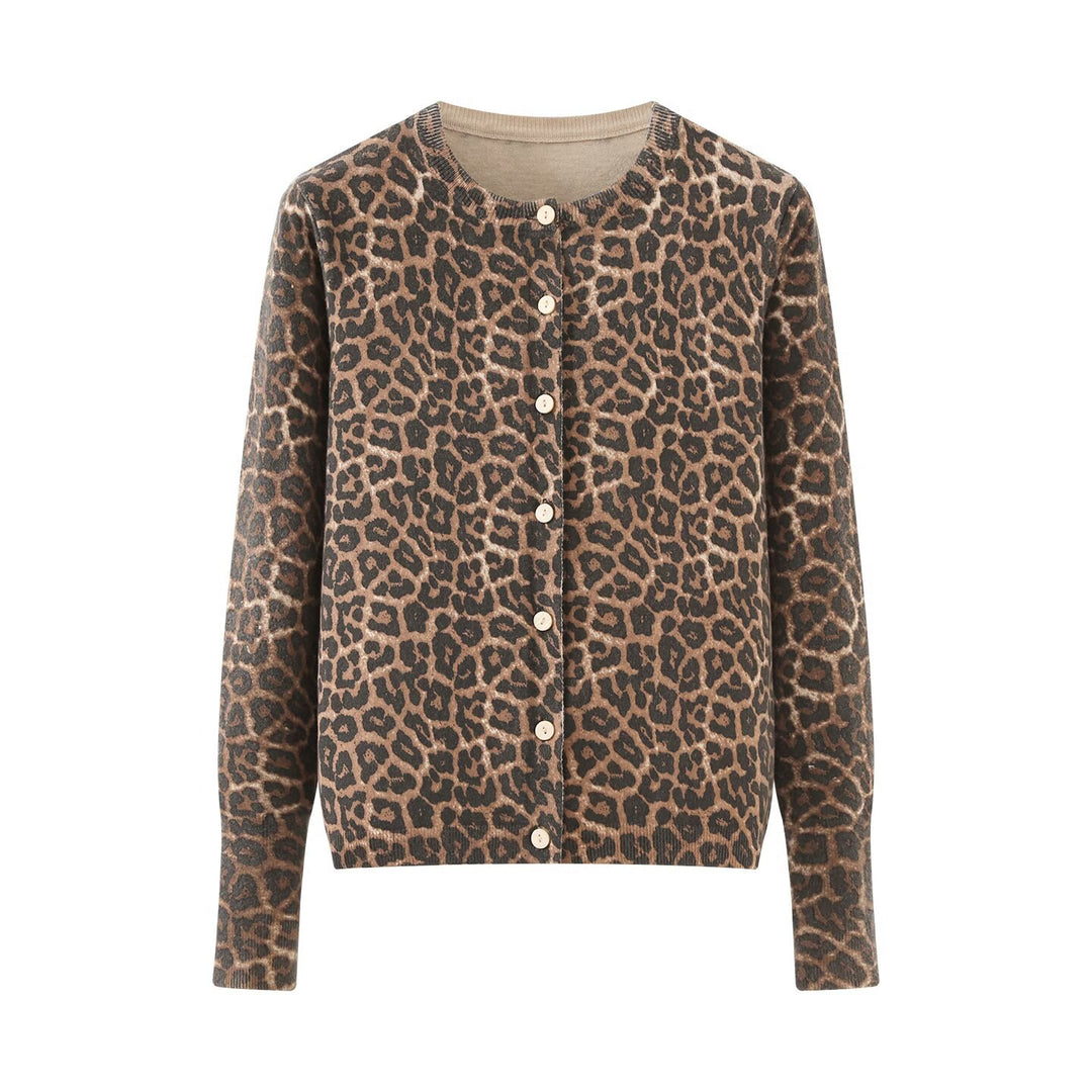 Ladies fine knit cardigan with leopard print, round neck and continuous button placket Mune Fashion