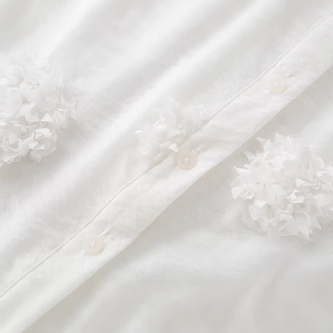 Women Transparent Oversize Blouse with 3D Flower Applications and Shirt Collar Mune Fashion