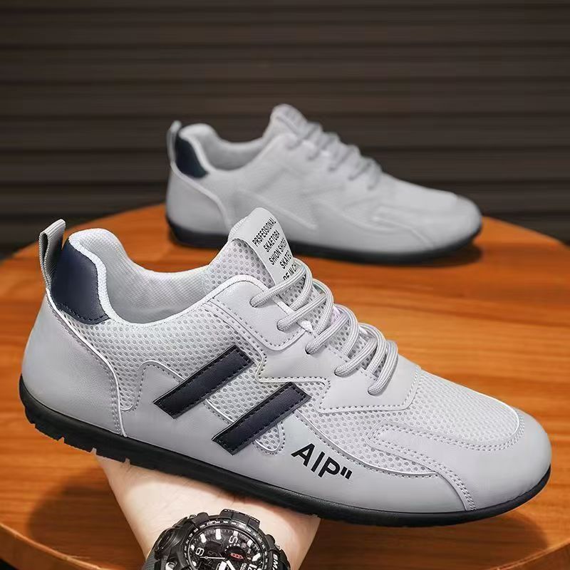 Women's sporty sneakers with breathable mesh upper and cushioning sole Mune Fashion