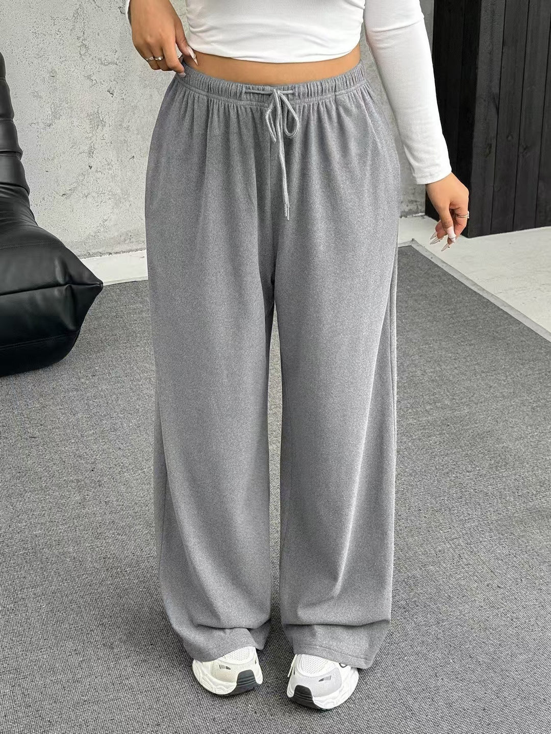 Women's wide relaxed pants with high waistband, elastic drawstring, and wide leg Mune Fashion