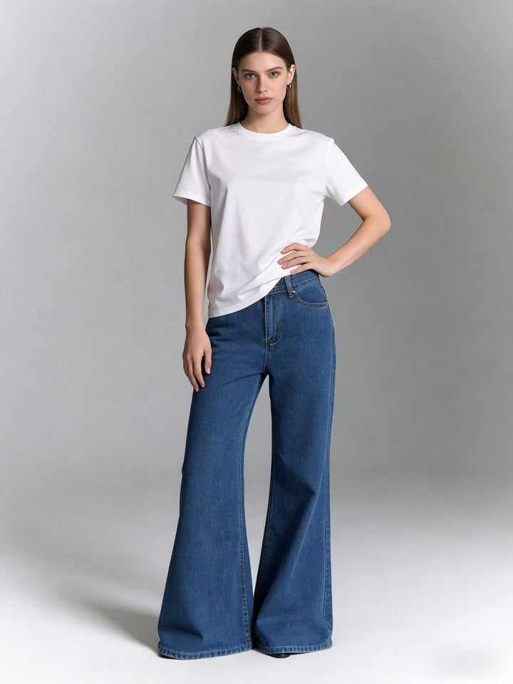 Women's high-quality round neck basic shirt made from organic cotton with regular fit and reinforced seams Mune Fashion