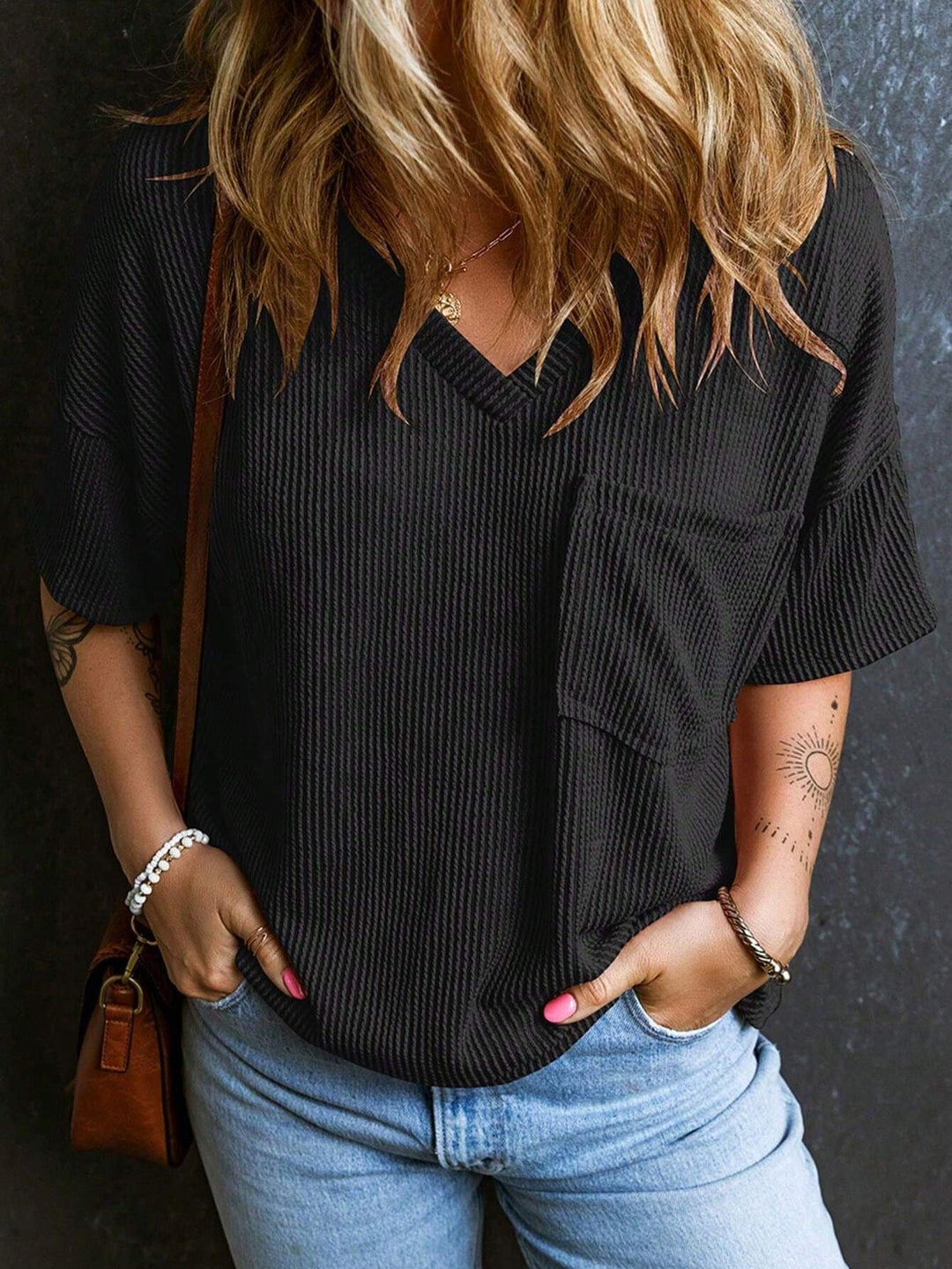 Women's Casual Ribbed Oversized T-Shirt with V-Neck and Breast Pocket Mune Fashion