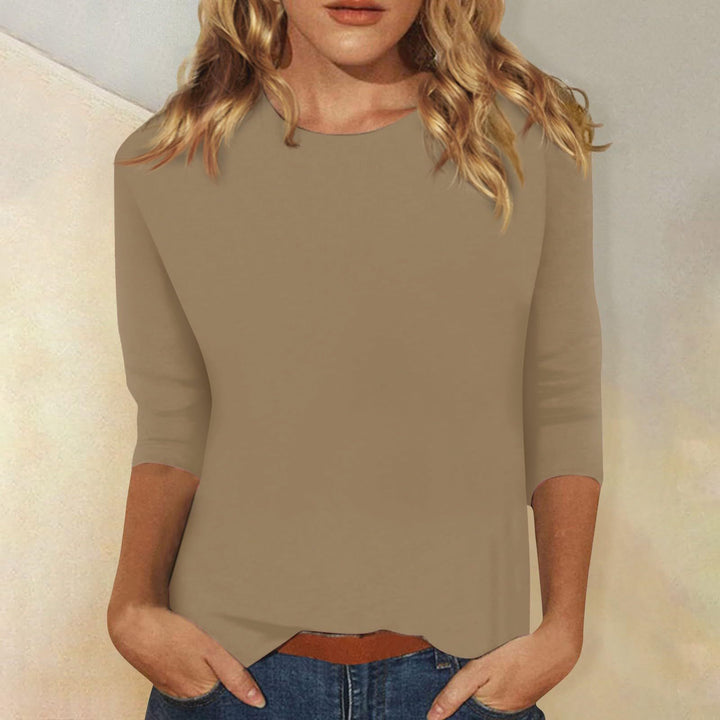 Women's Lightweight Fine Knit Shirt with Three-Quarter Sleeves and Round Neckline Mune Fashion